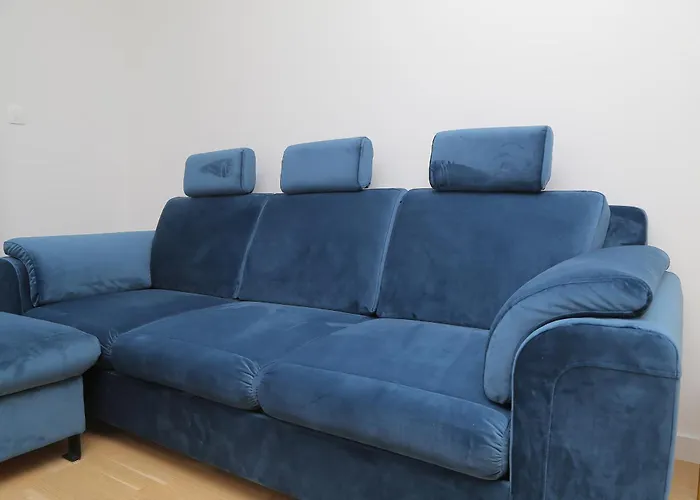 Brand New In Apartment *