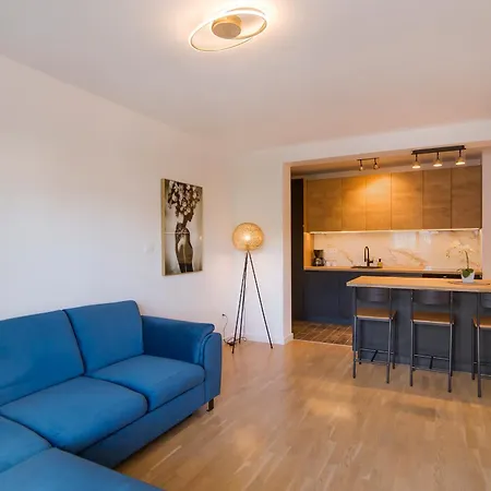 Brand New In Apartment